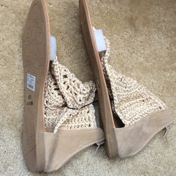 New - Picture 4 of 4